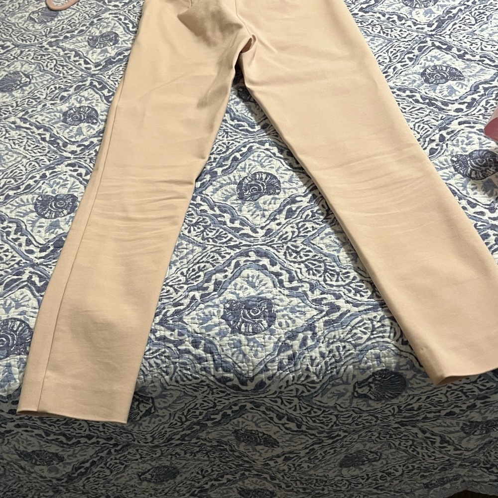 Marciano Blush stretch fitted cigarette pant w side zipper